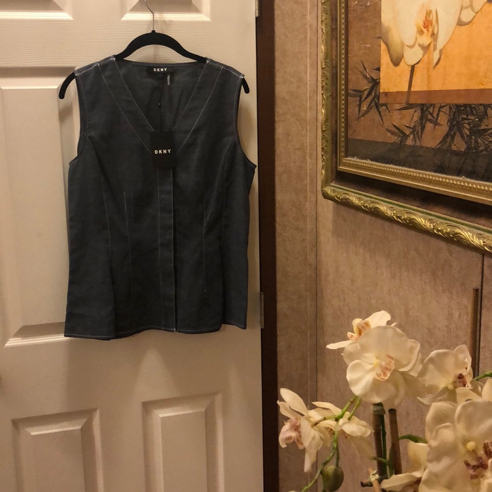 💥SALE New DKNY Contrasted Stitched Top